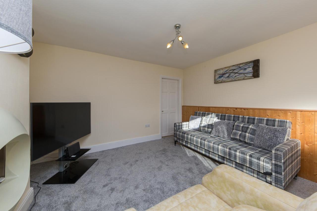 Rest Close To Alton Towers & Jcb, Netflix Holiday home *